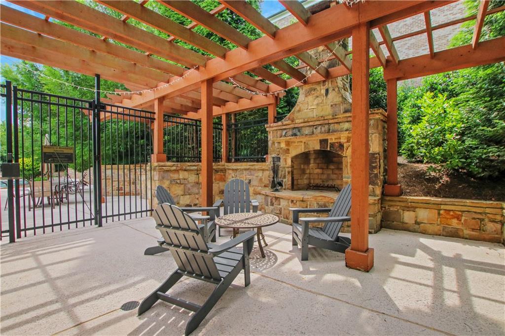 3486 Brookleigh Lane NE