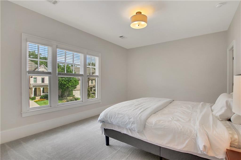 3486 Brookleigh Lane NE