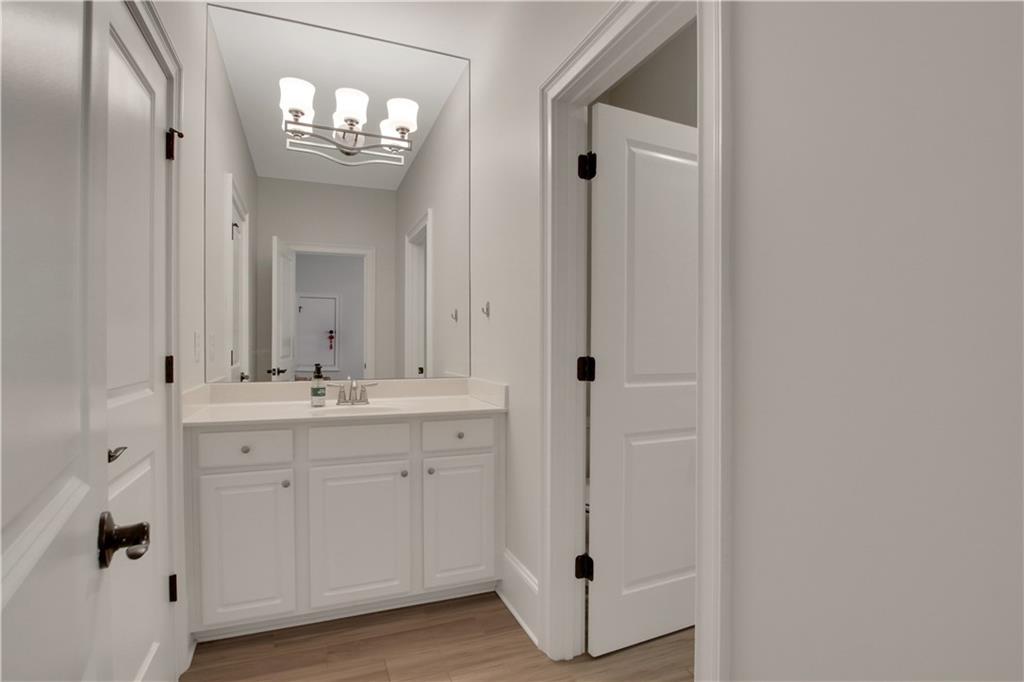 3486 Brookleigh Lane NE