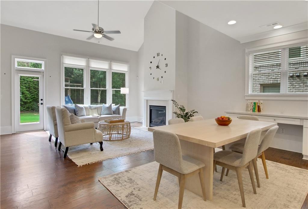 3486 Brookleigh Lane NE