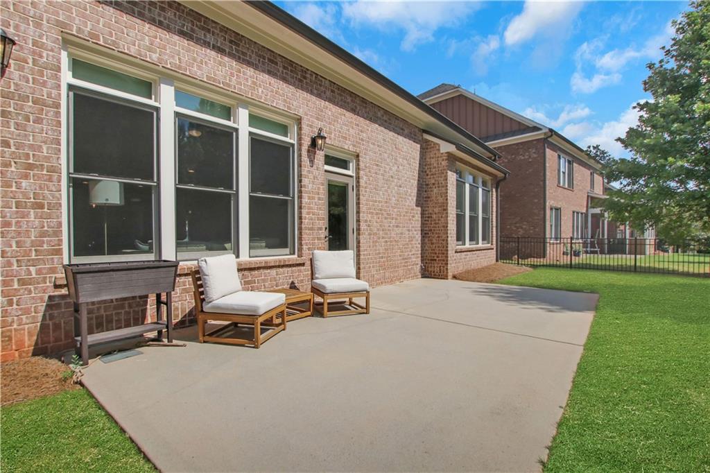 3486 Brookleigh Lane NE