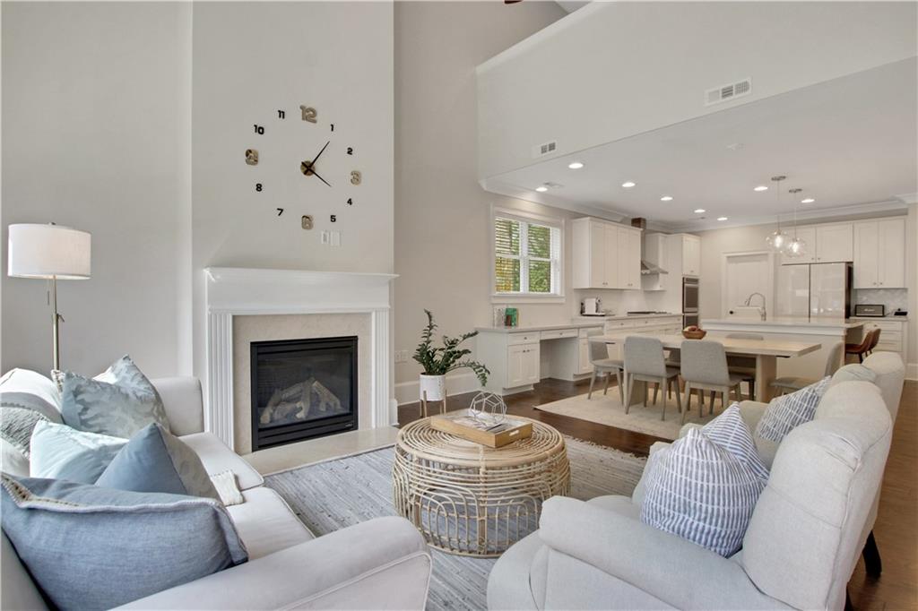 3486 Brookleigh Lane NE