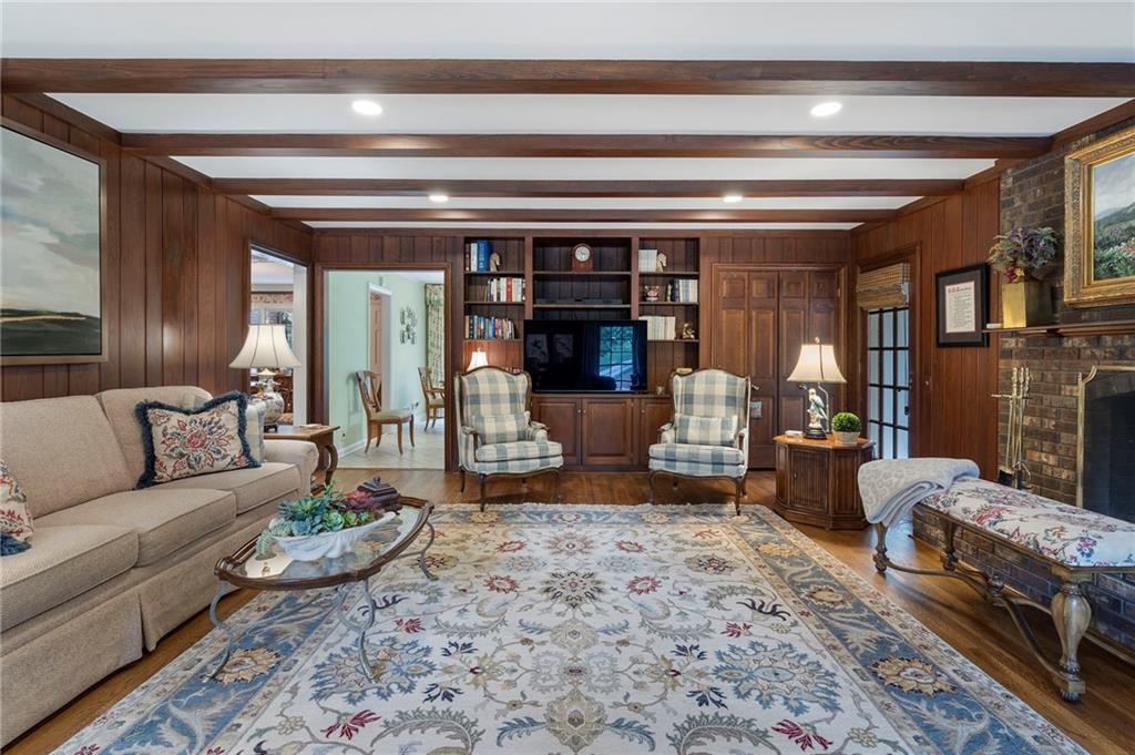 6206 Mountain Brook Way