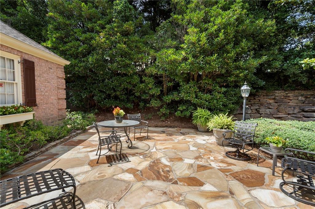 6206 Mountain Brook Way