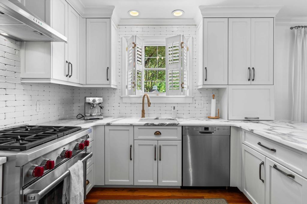 2255 Fairhaven Circle NE