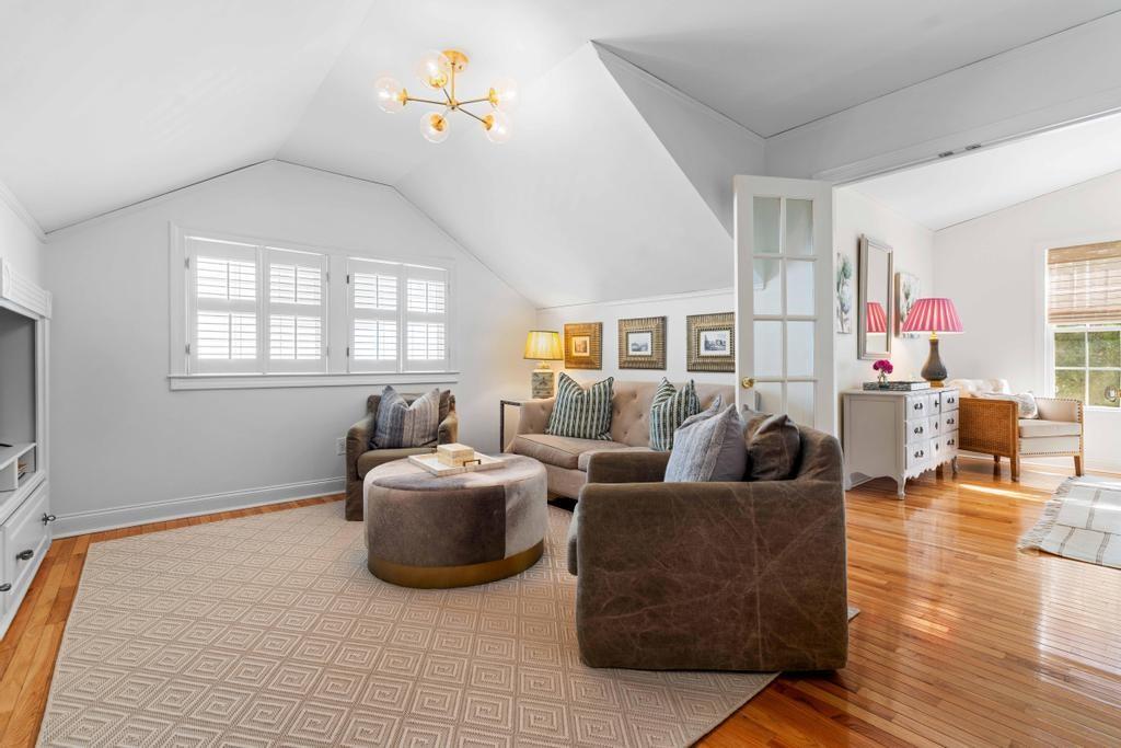 2255 Fairhaven Circle NE