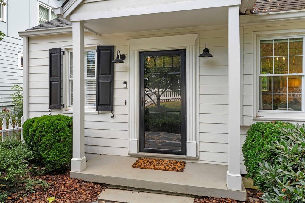 2255 Fairhaven Circle NE