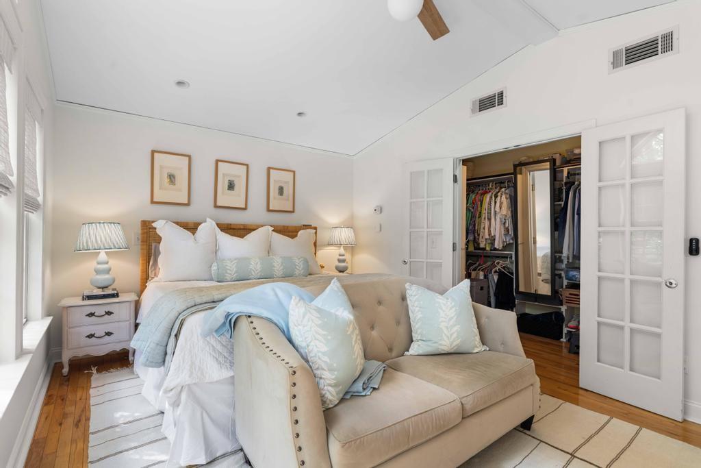 2255 Fairhaven Circle NE