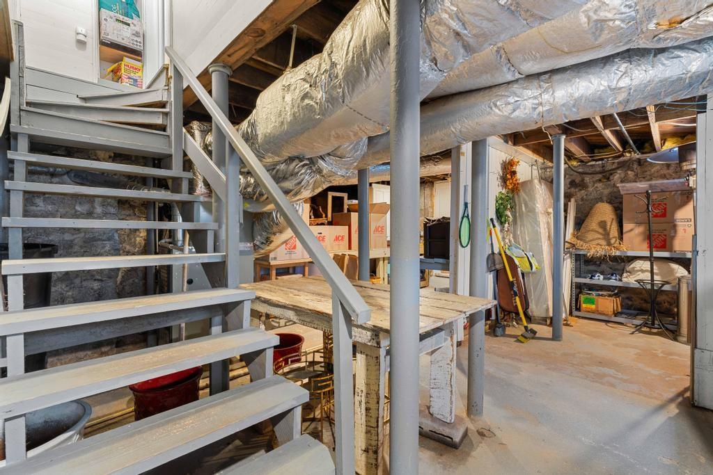 2255 Fairhaven Circle NE