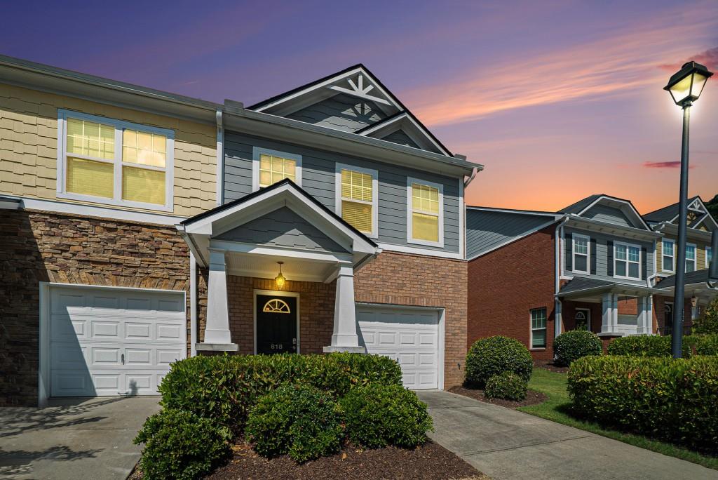818 Arbor Gate