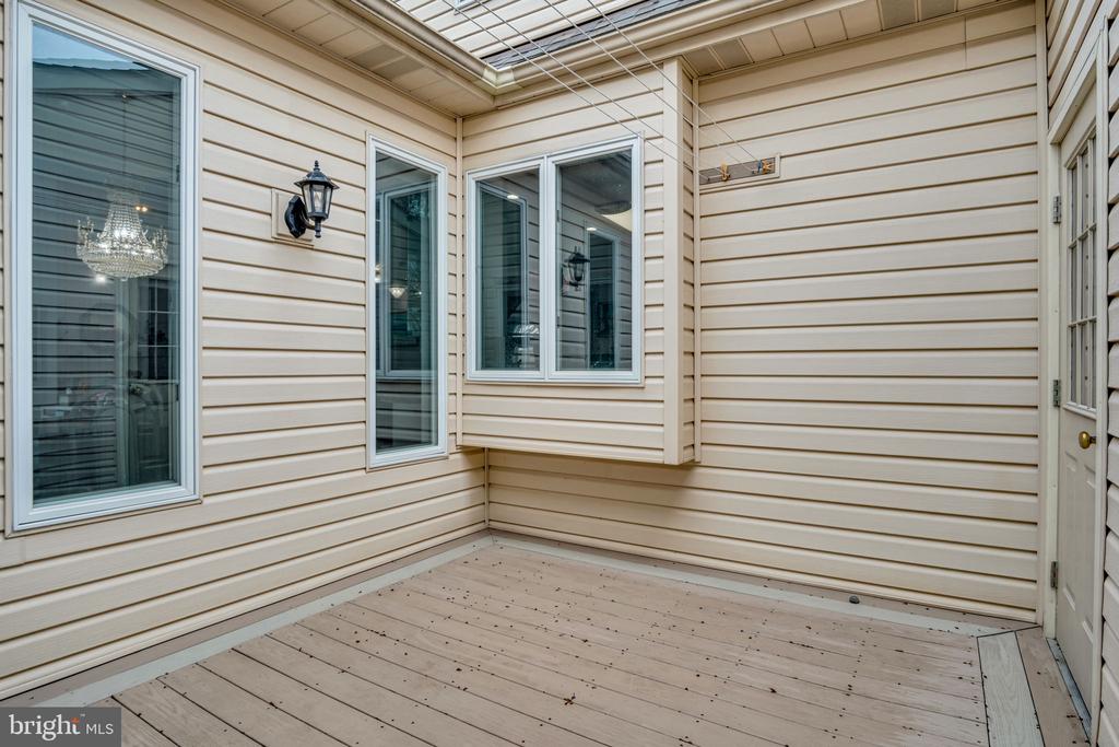 2004 MOUNTAIN PINE DRIVE