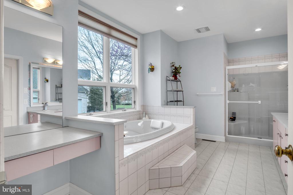 2004 MOUNTAIN PINE DRIVE