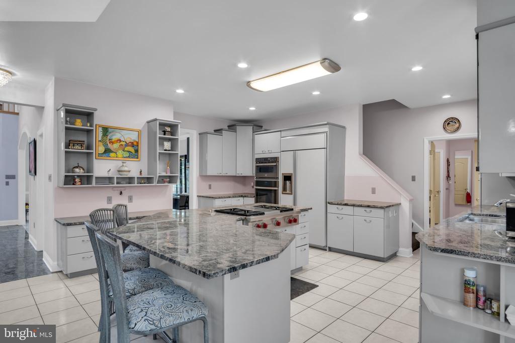 2004 MOUNTAIN PINE DRIVE