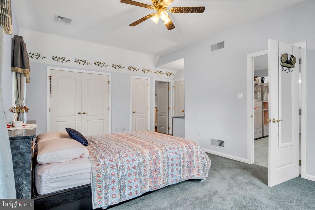 2004 MOUNTAIN PINE DRIVE