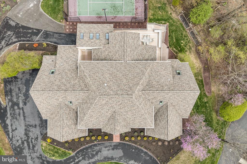 2004 MOUNTAIN PINE DRIVE