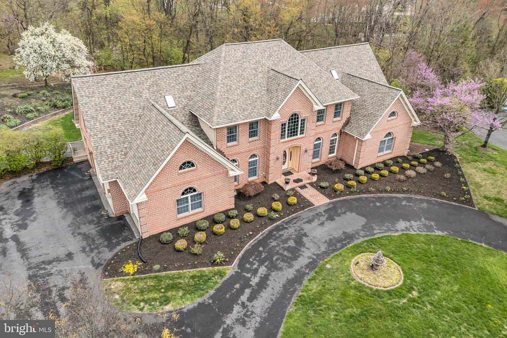 2004 MOUNTAIN PINE DRIVE
