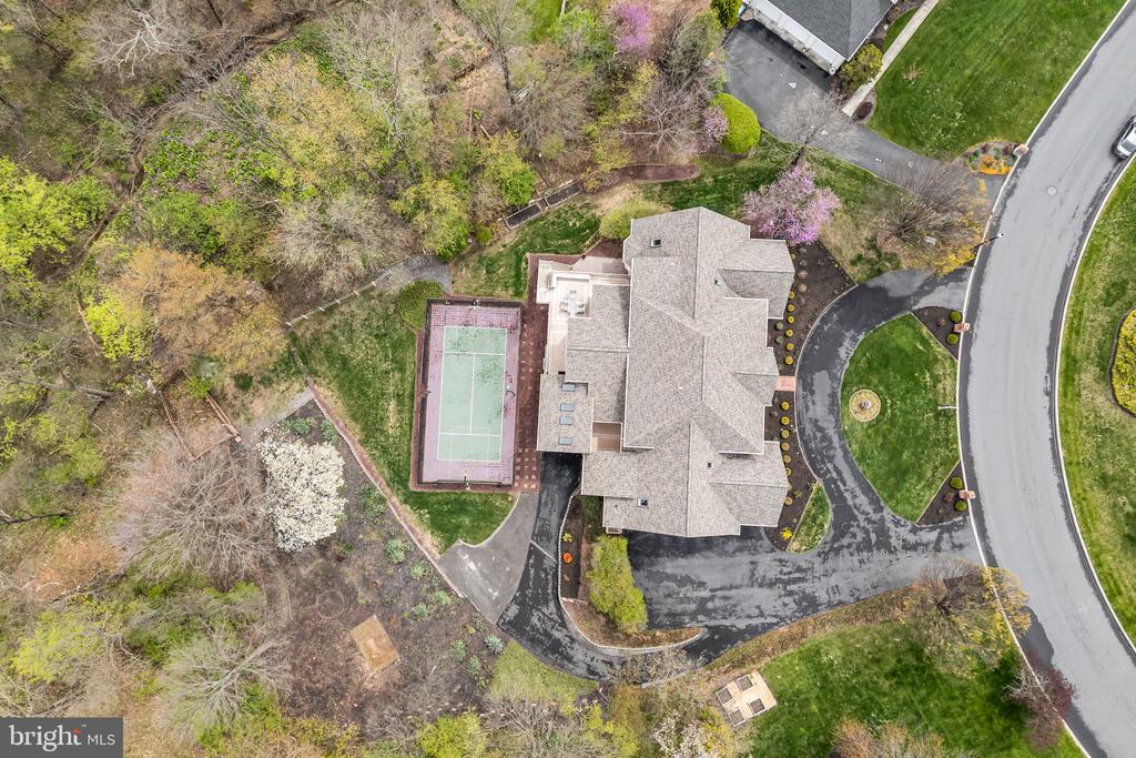 2004 MOUNTAIN PINE DRIVE