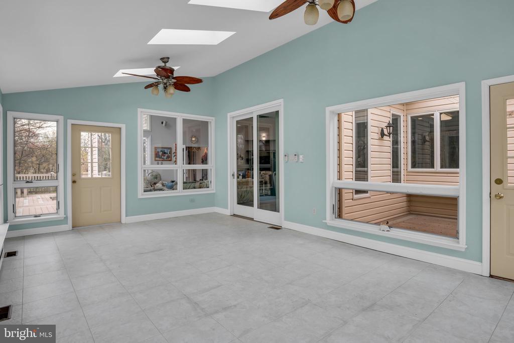 2004 MOUNTAIN PINE DRIVE