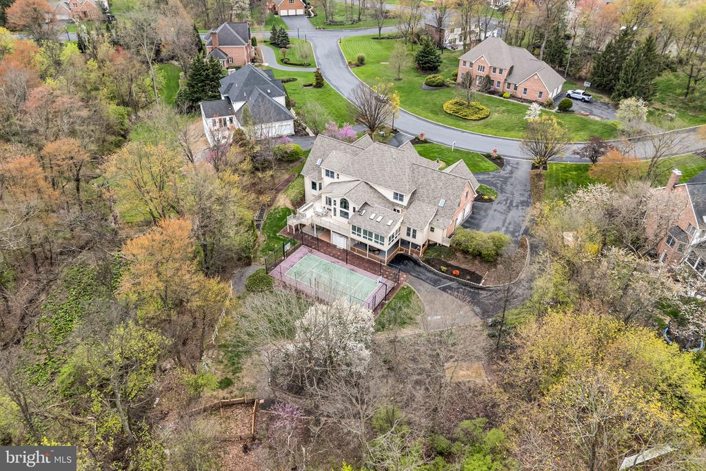 2004 MOUNTAIN PINE DRIVE