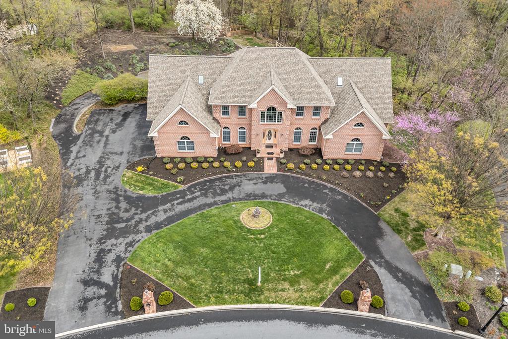 2004 MOUNTAIN PINE DRIVE