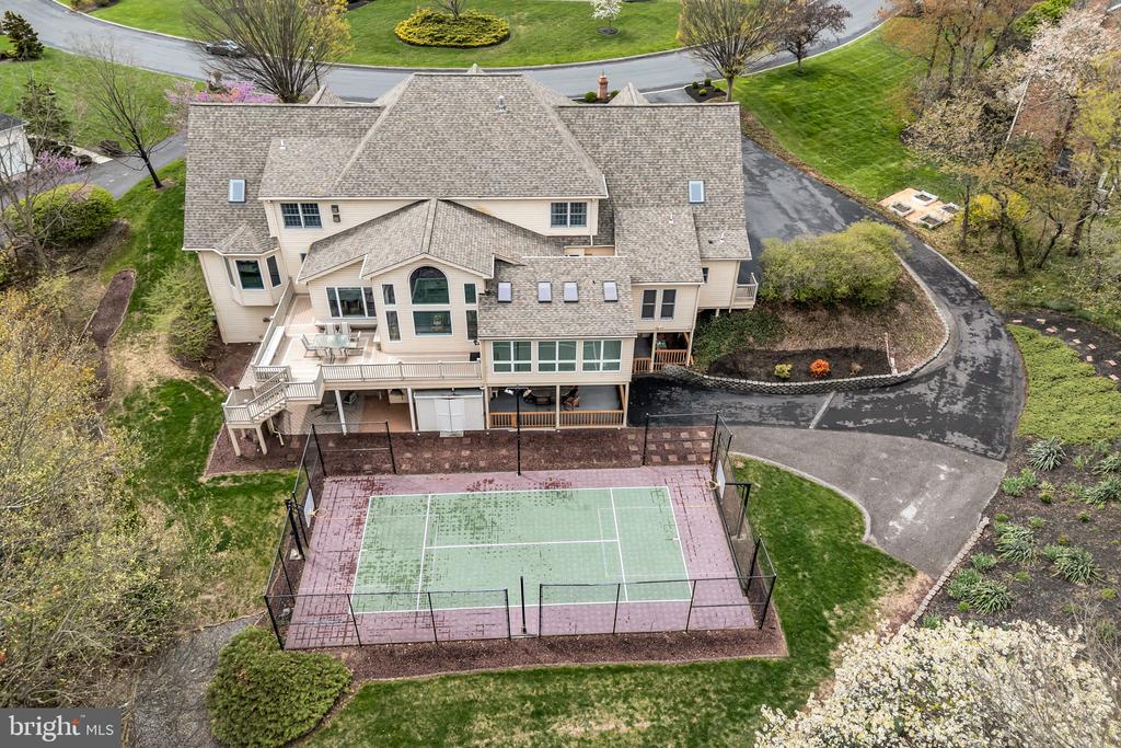 2004 MOUNTAIN PINE DRIVE