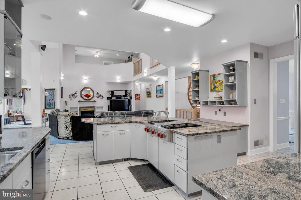 2004 MOUNTAIN PINE DRIVE