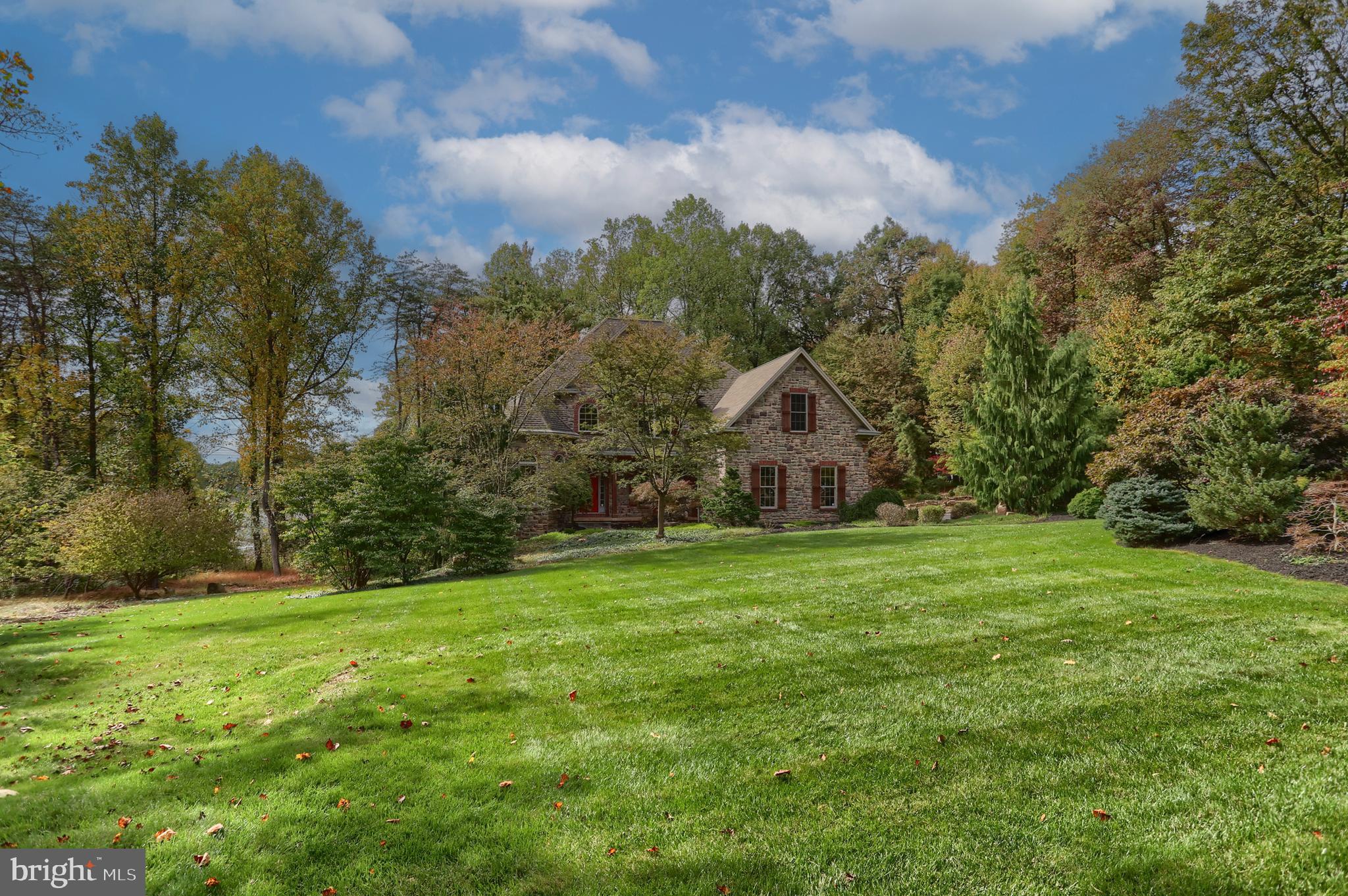 5102 Mountain Ridge Ln