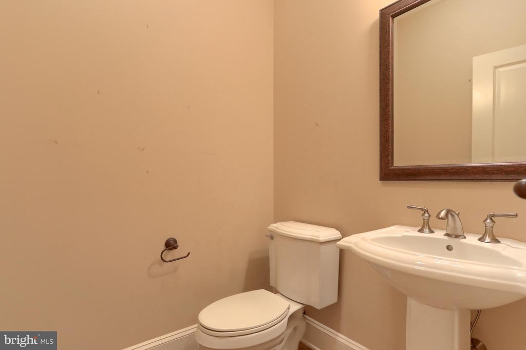 5102 Mountain Ridge Ln