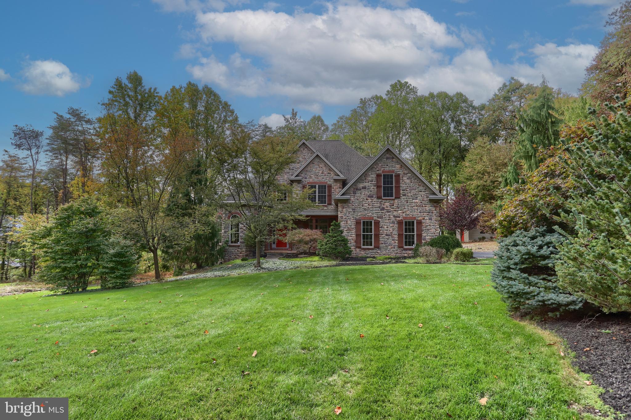 5102 Mountain Ridge Ln