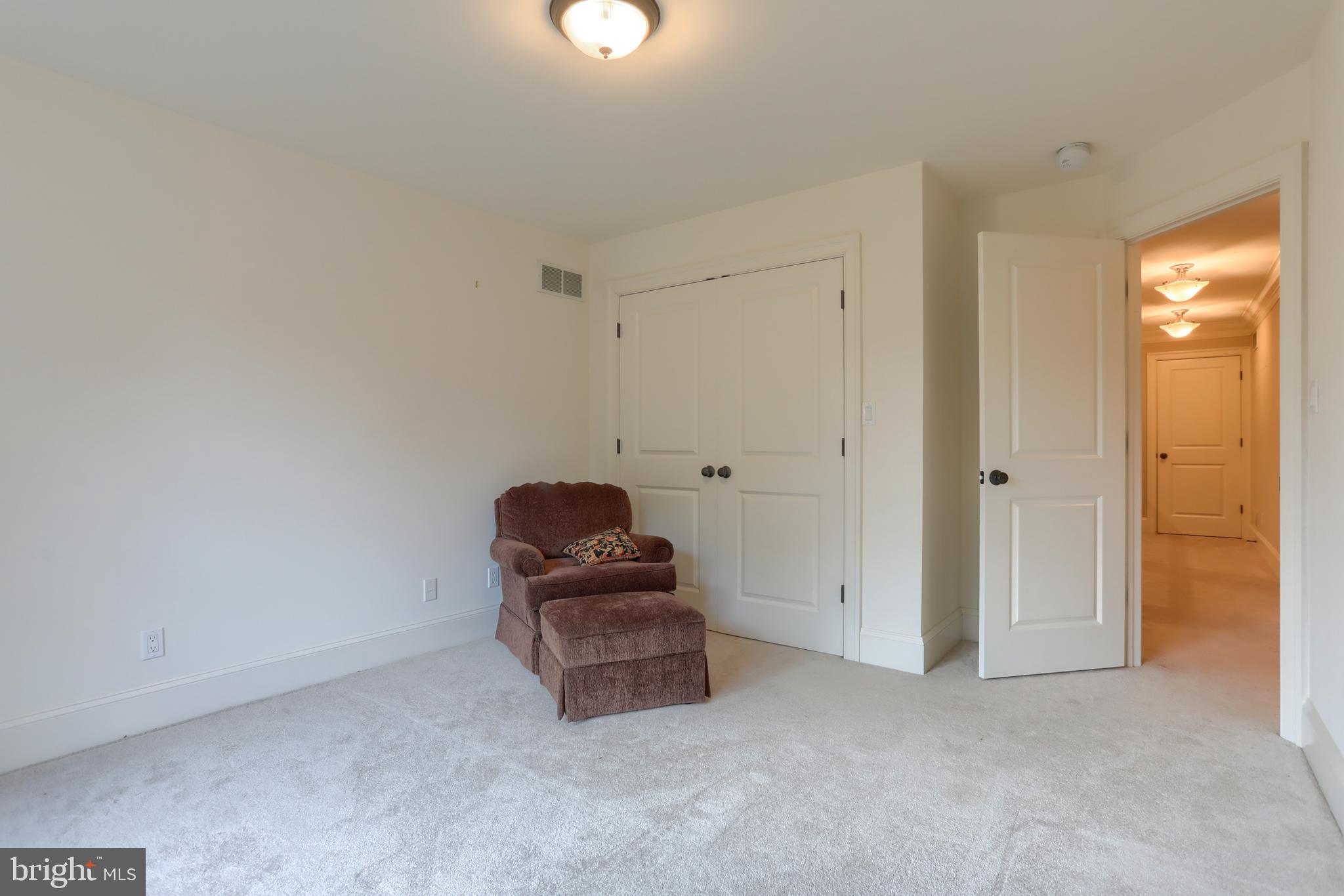 5102 Mountain Ridge Ln