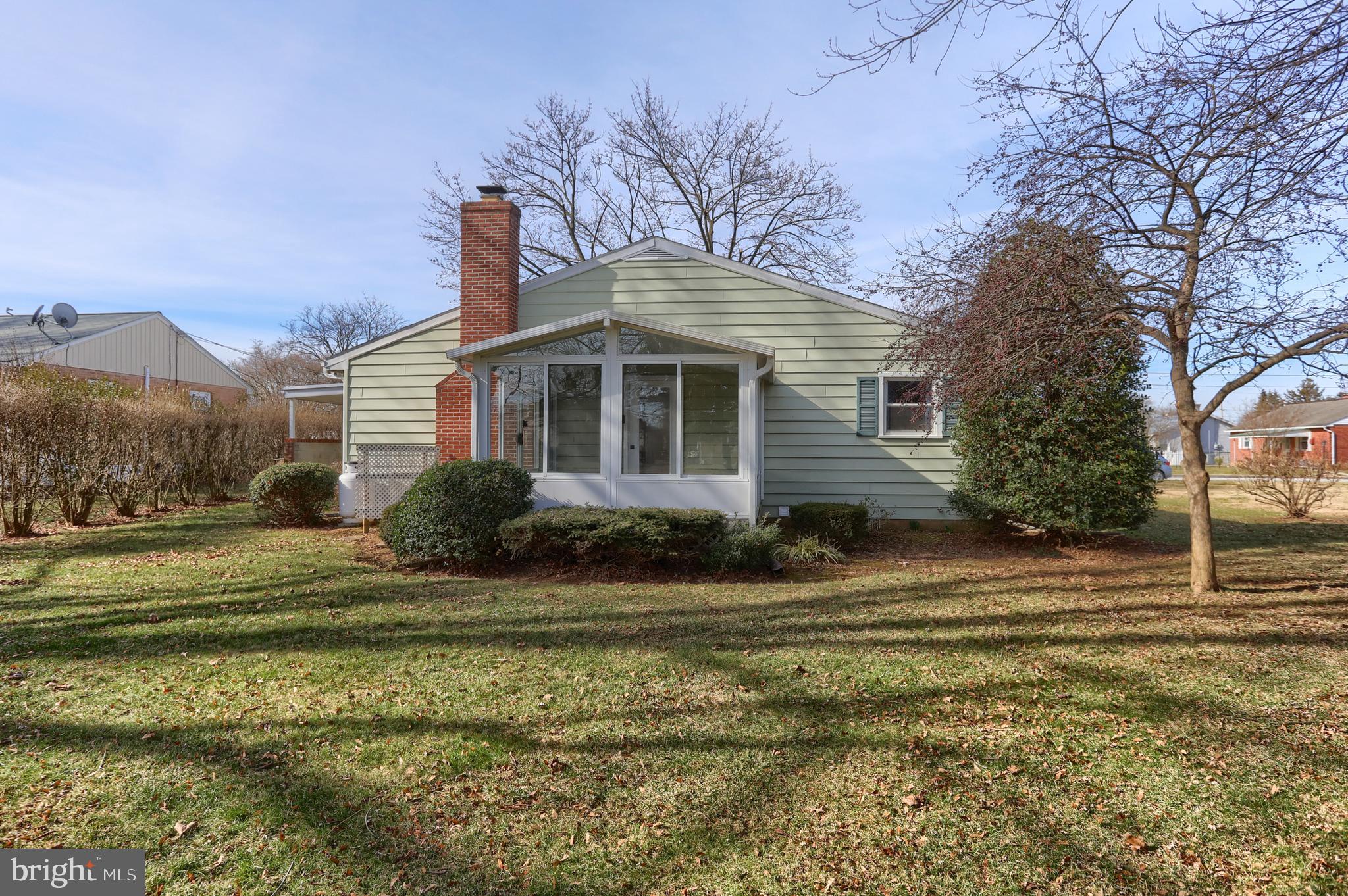 137 Apple Ln