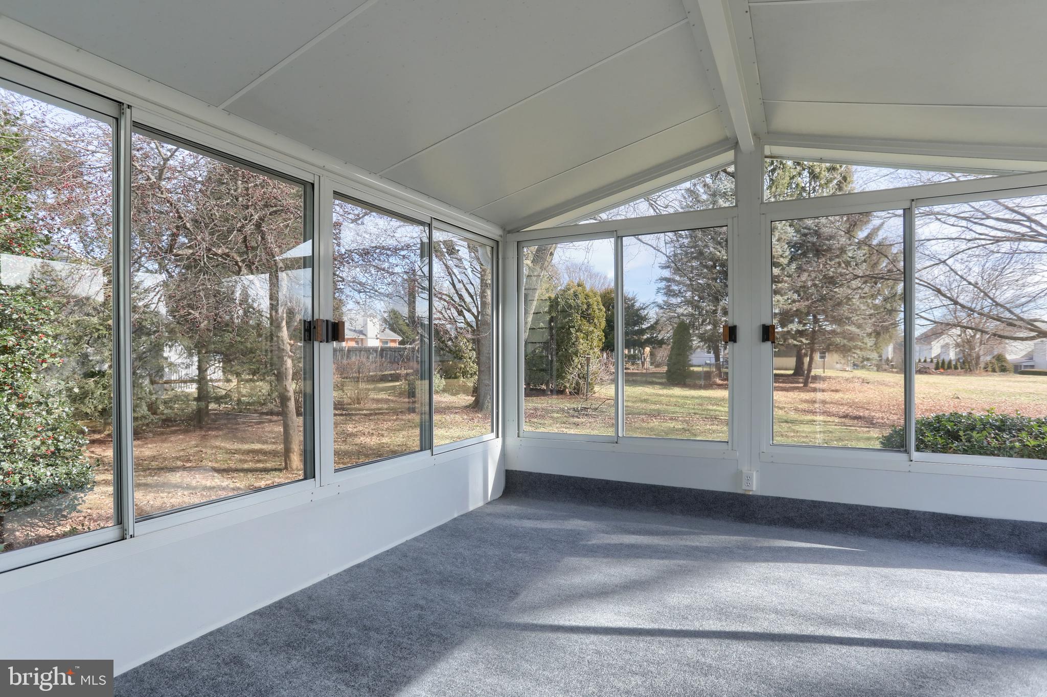 137 Apple Ln