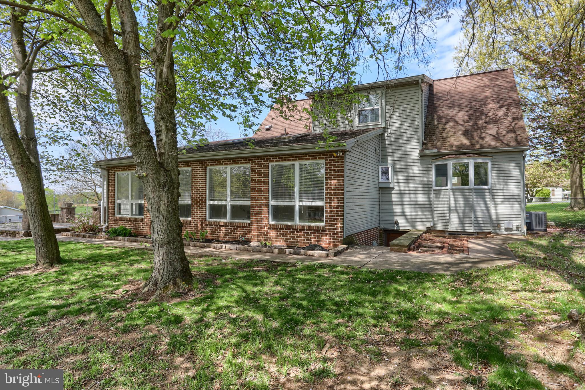 3606 Roundtop Rd