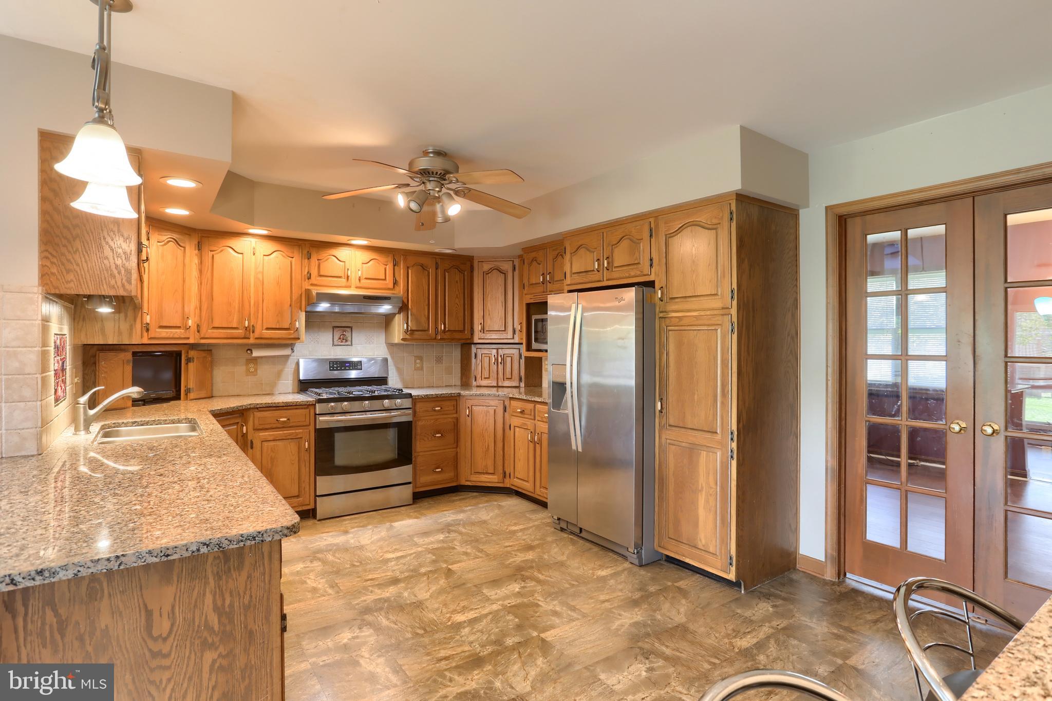 3606 Roundtop Rd