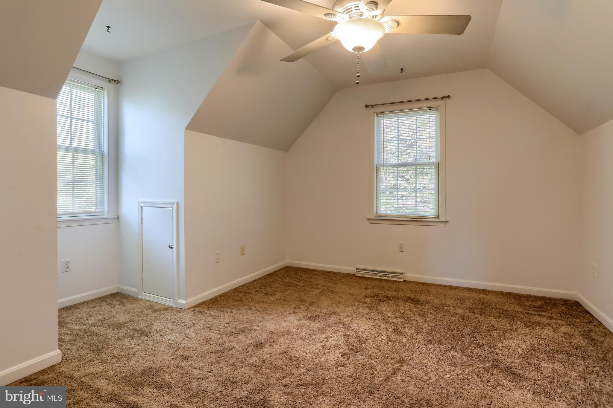 3606 Roundtop Rd