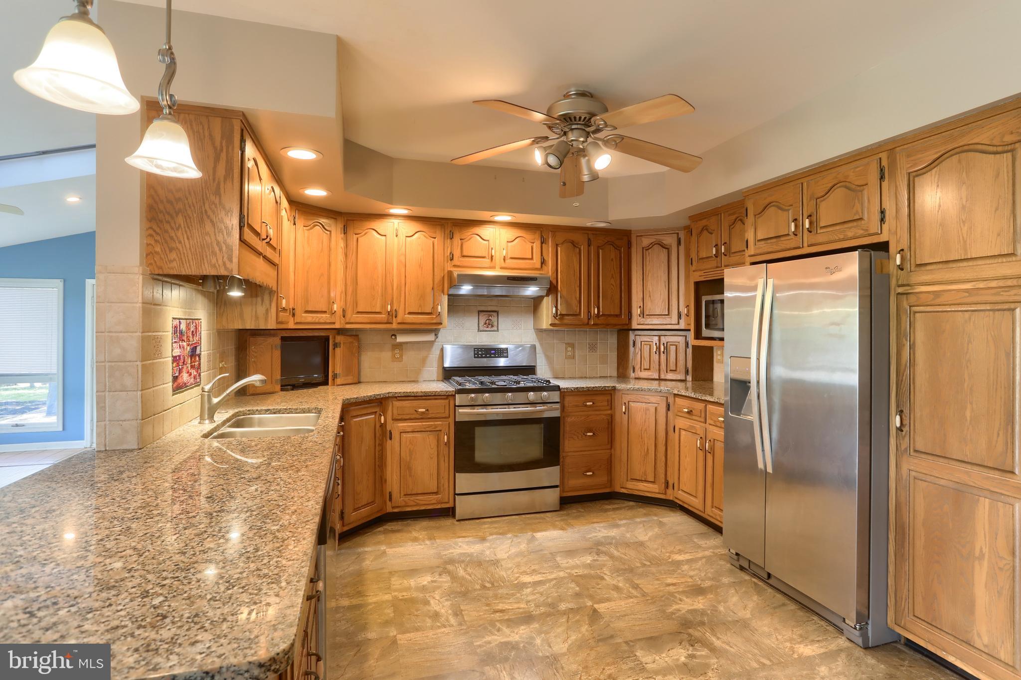 3606 Roundtop Rd