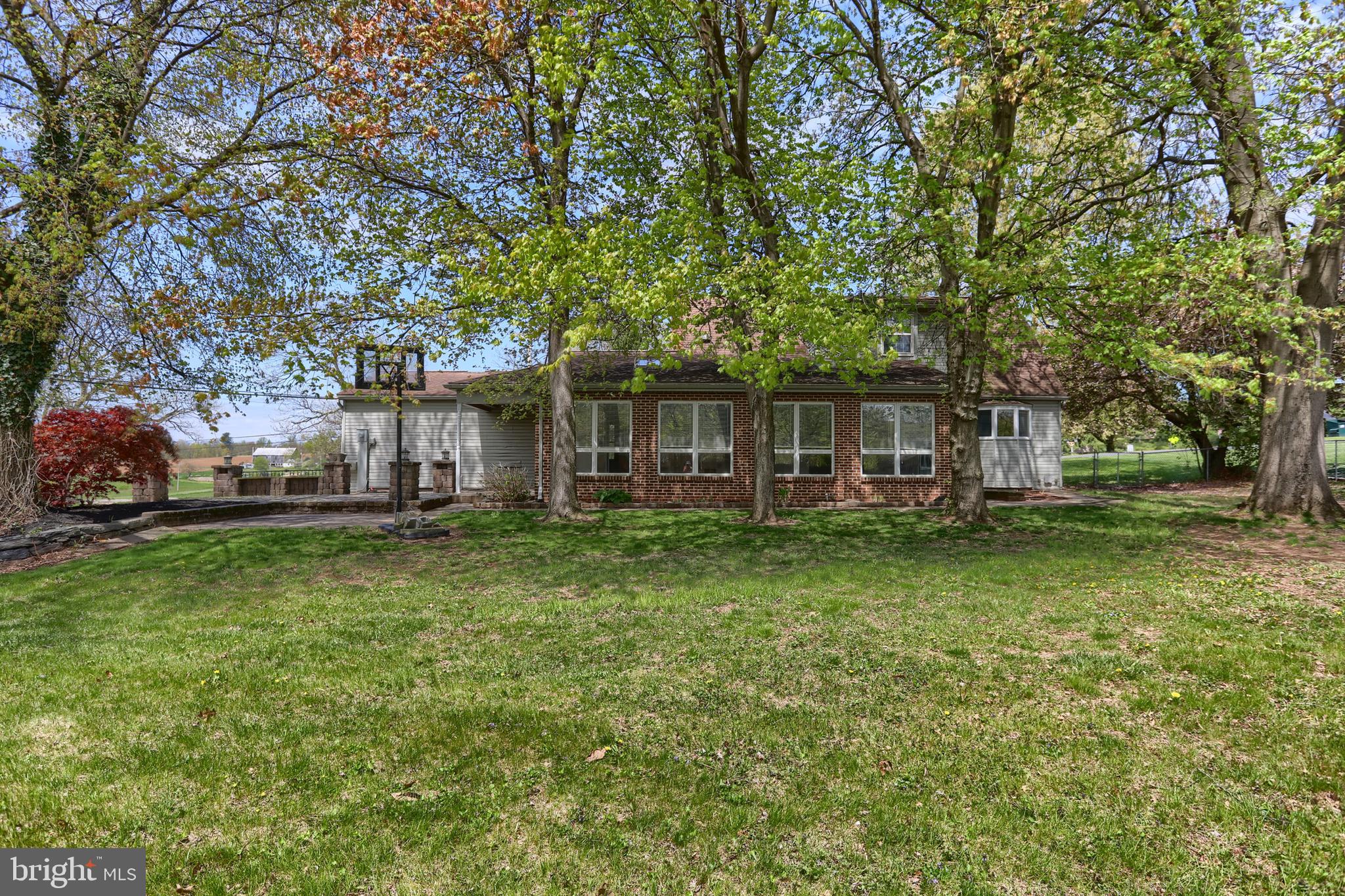 3606 Roundtop Rd