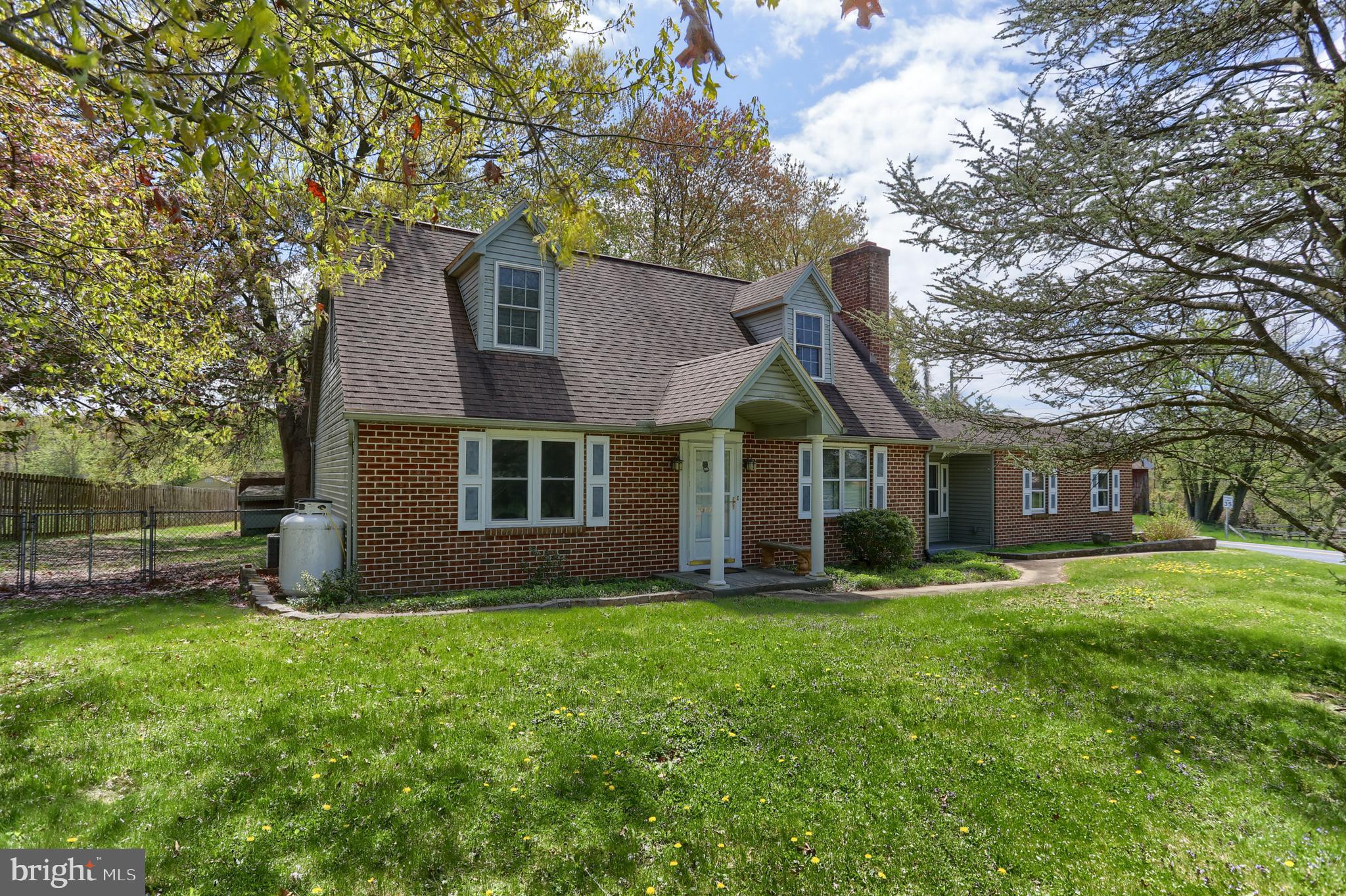3606 Roundtop Rd