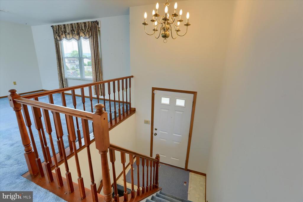 102 Fairview Dr