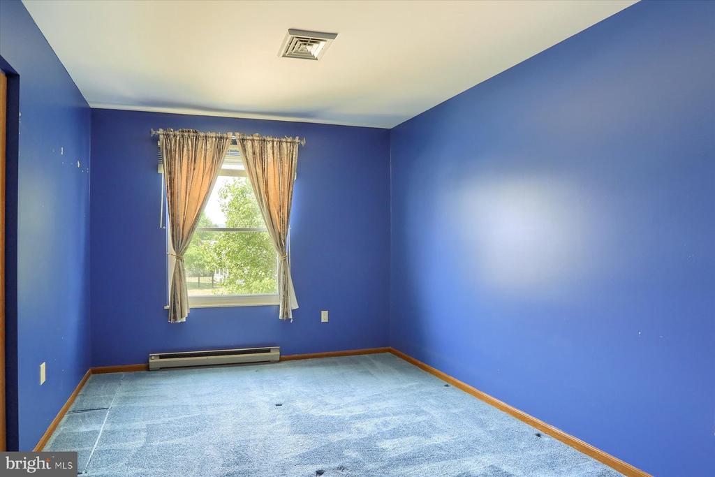 102 Fairview Dr