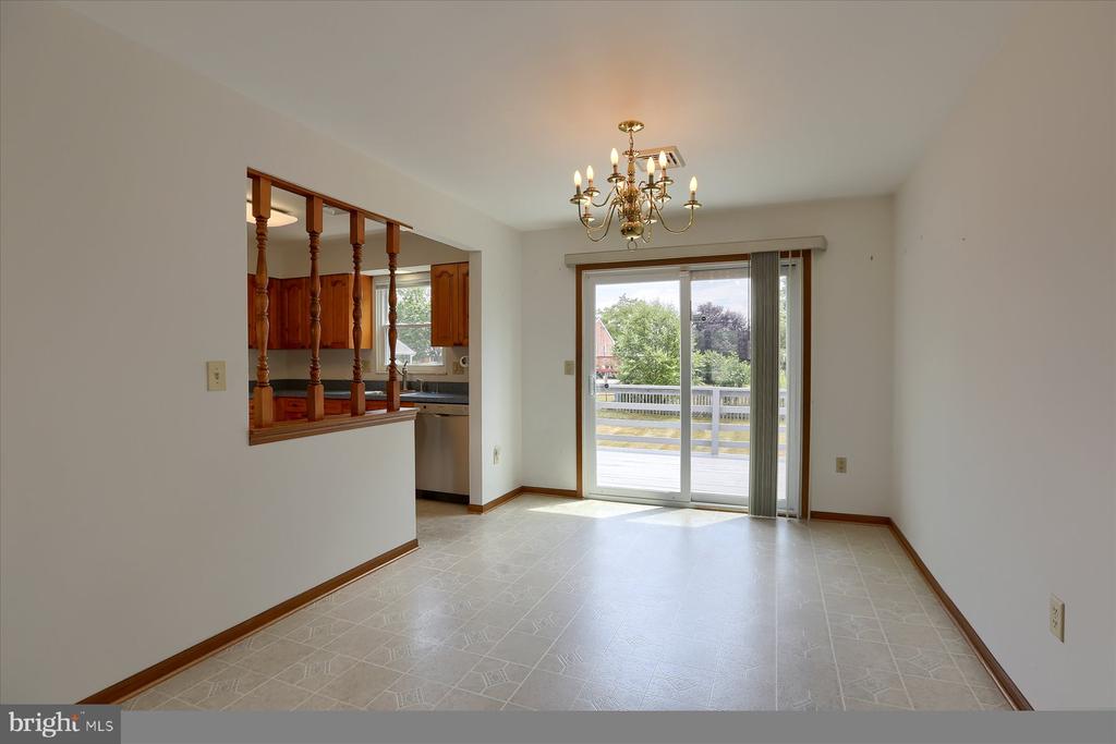 102 Fairview Dr
