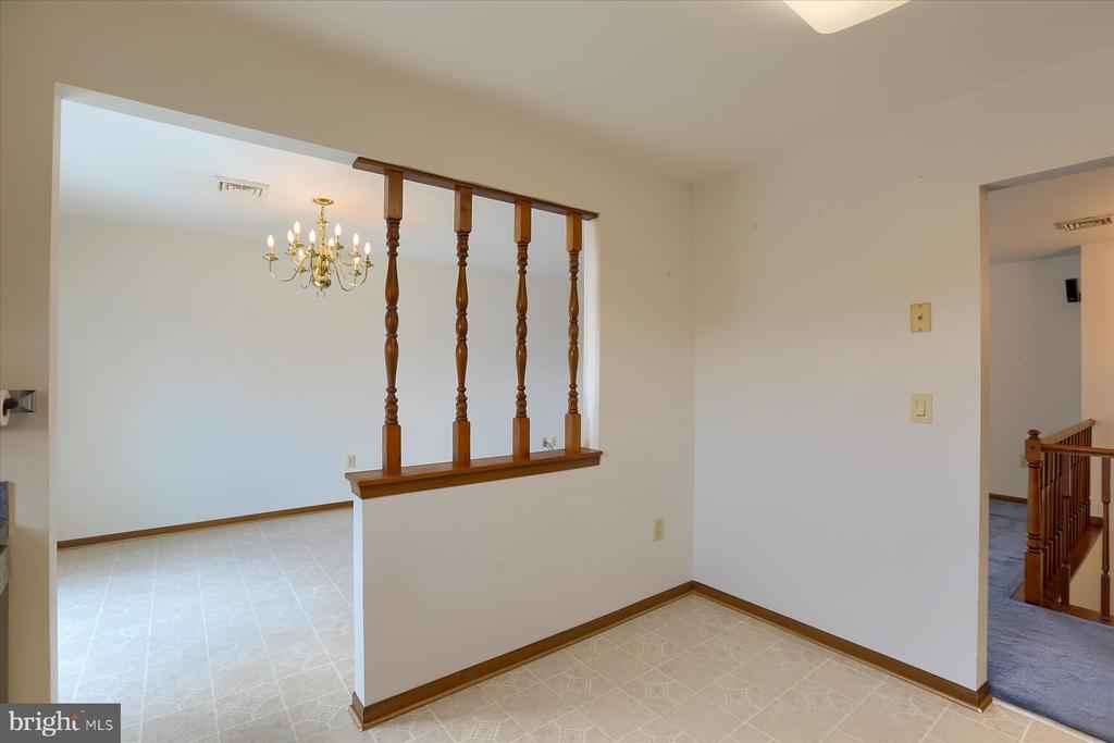 102 Fairview Dr