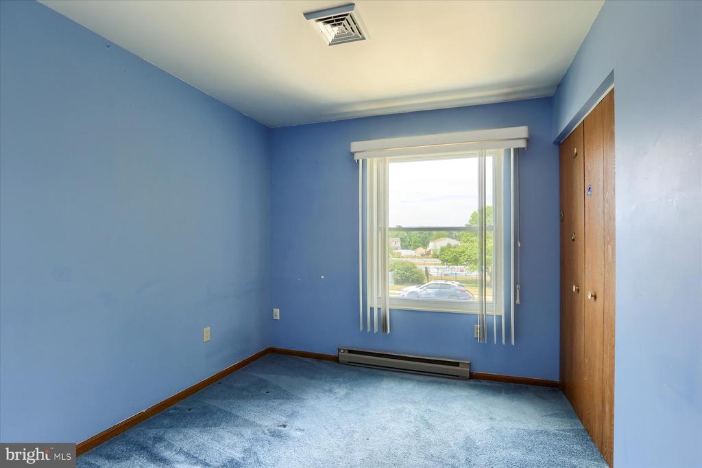 102 Fairview Dr