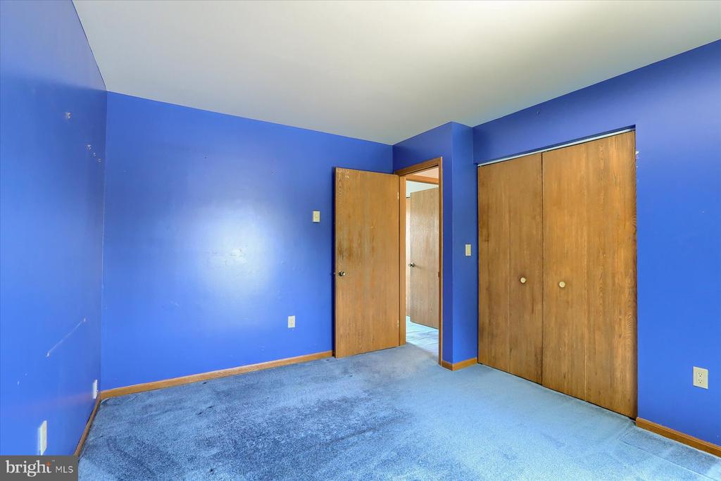 102 Fairview Dr