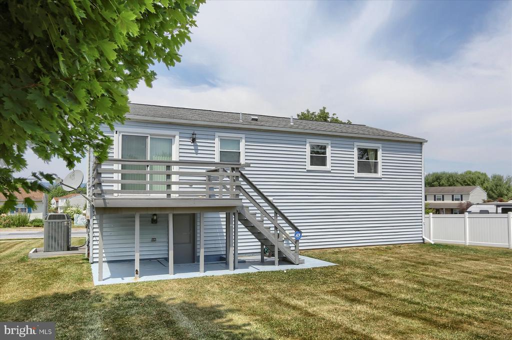 102 Fairview Dr