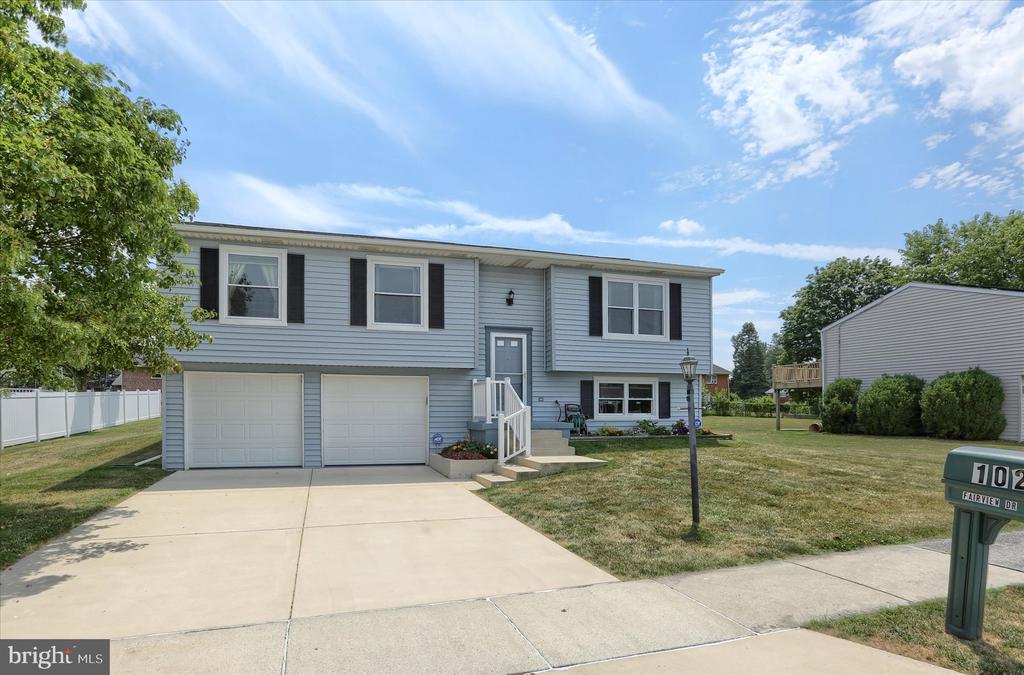 102 Fairview Dr