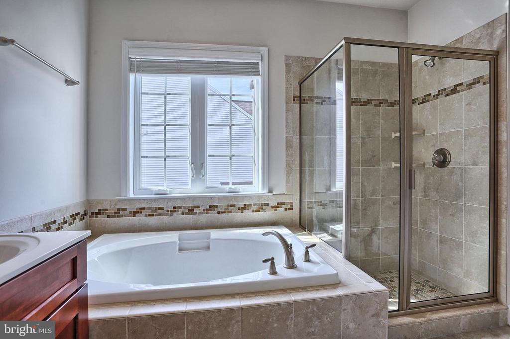 2170 FLINTLOCK DR