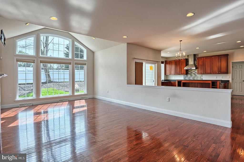 2170 FLINTLOCK DR