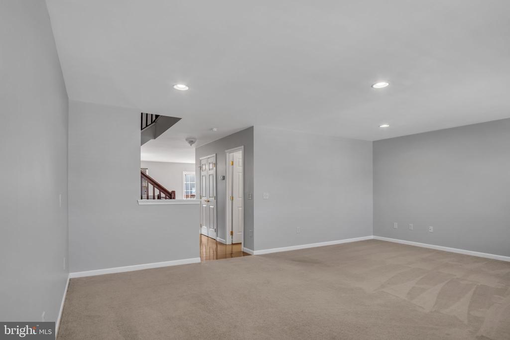 271 Thrush Dr