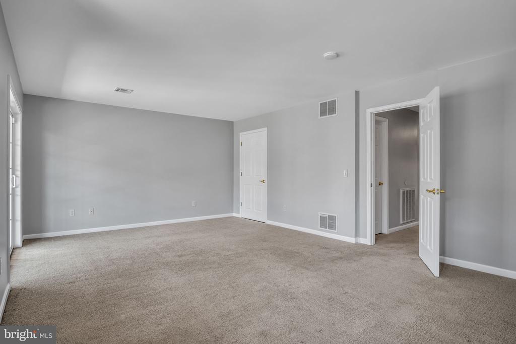 271 Thrush Dr